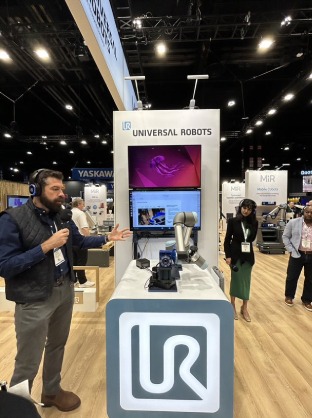 Universal Robots Shows Deep Learning-Based Part Detection for Machine Tending Cobots at IMTS